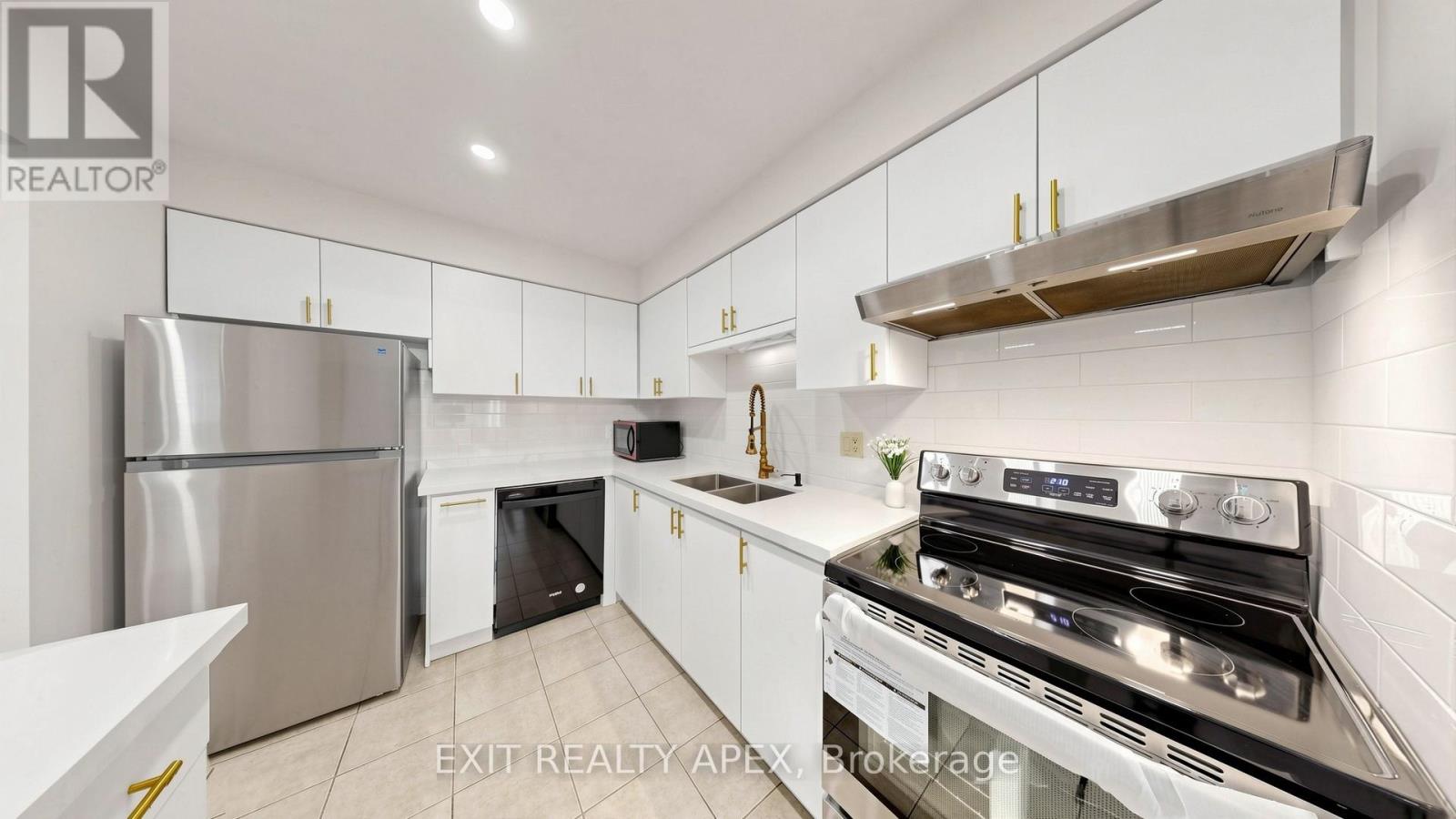 #62 5029 PINEDALE AVENUE - 16