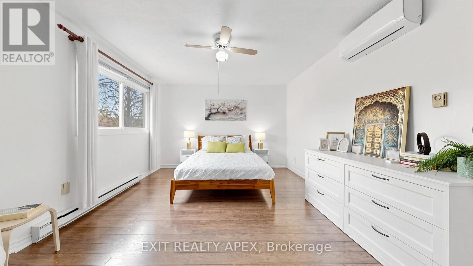 #62 5029 PINEDALE AVENUE - 22