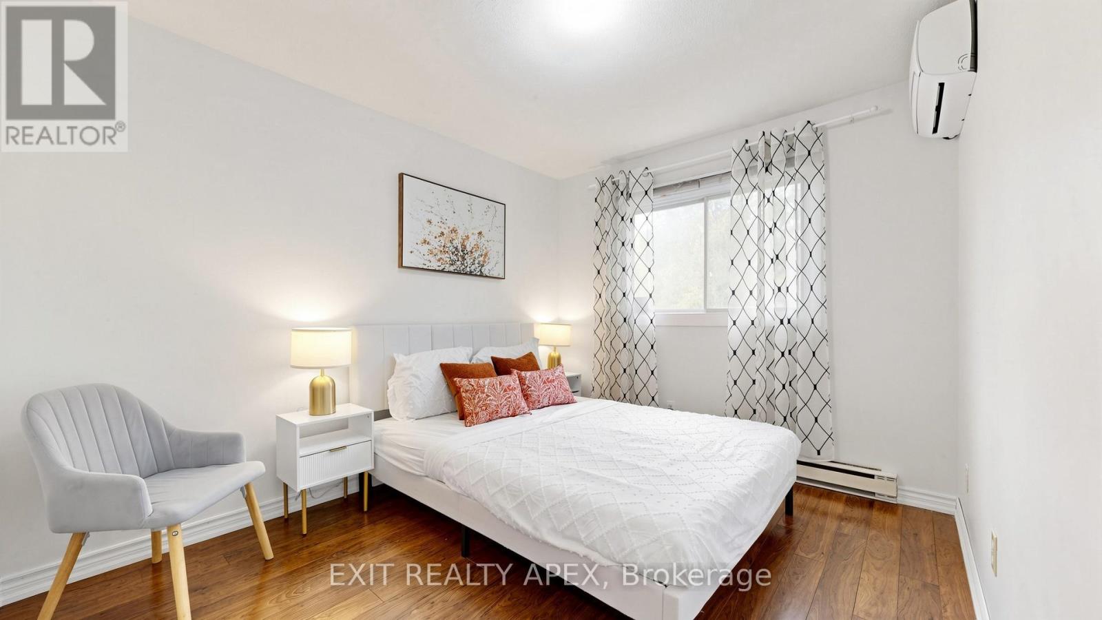 #62 5029 PINEDALE AVENUE - 23