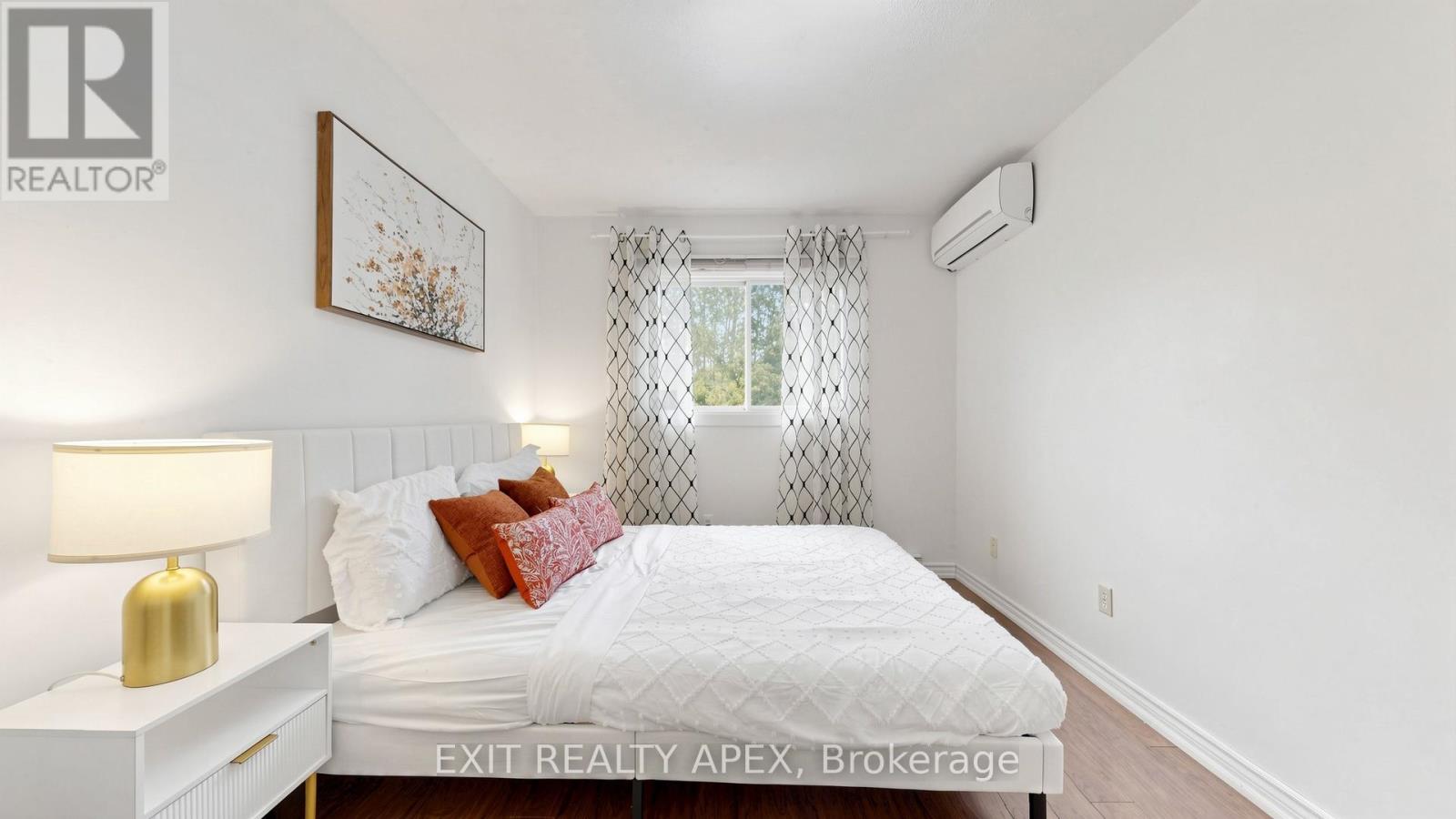 #62 5029 PINEDALE AVENUE - 24
