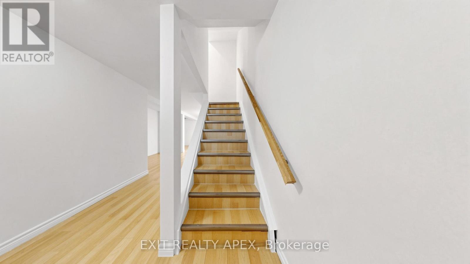 #62 5029 PINEDALE AVENUE - 28
