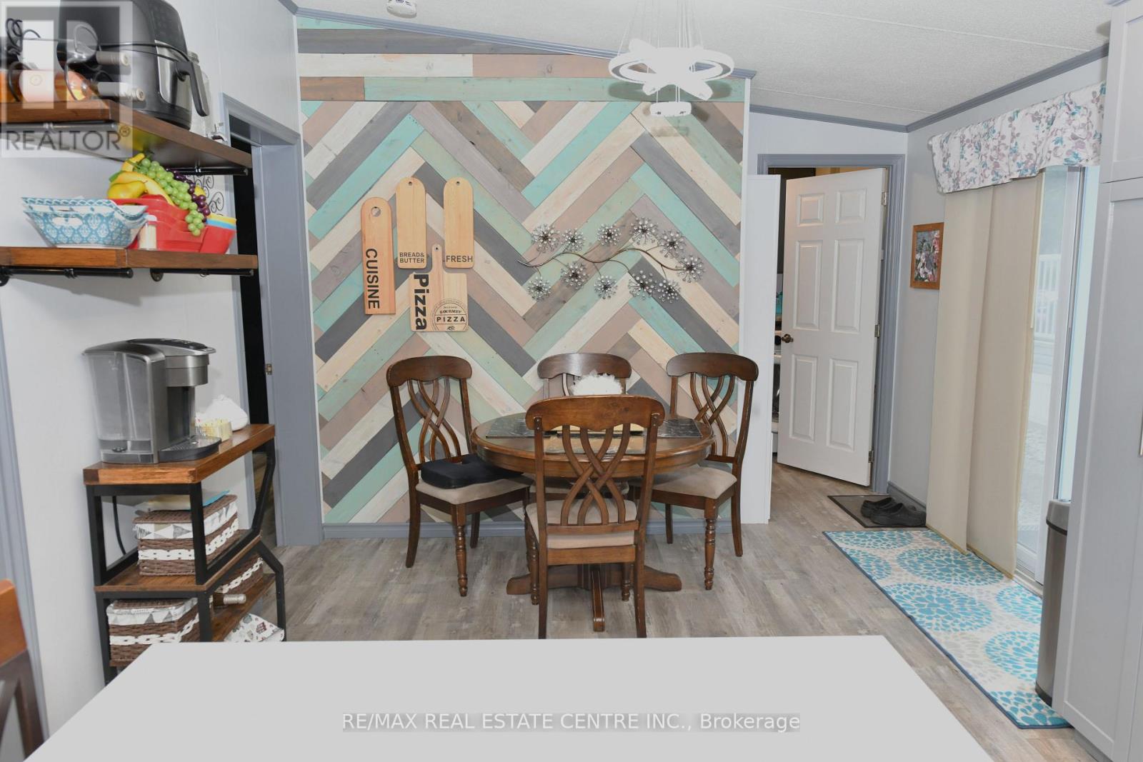 1429 SHEFFIELD ROAD - 6