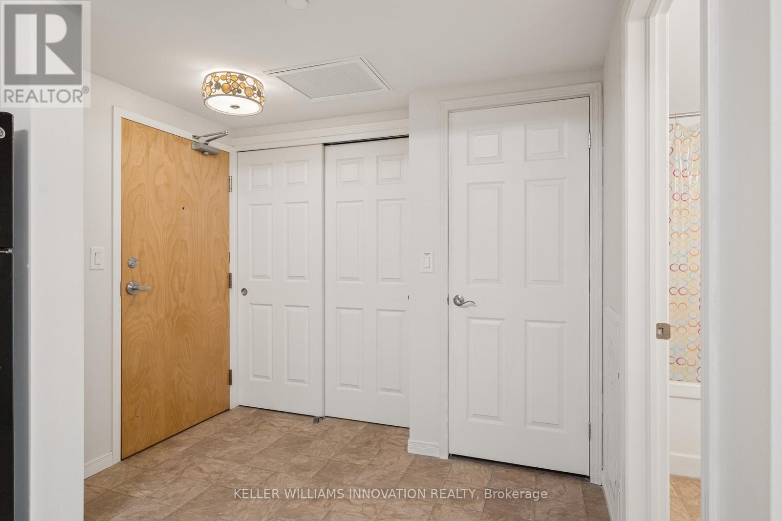 #211 155 WATER STREET S - 4