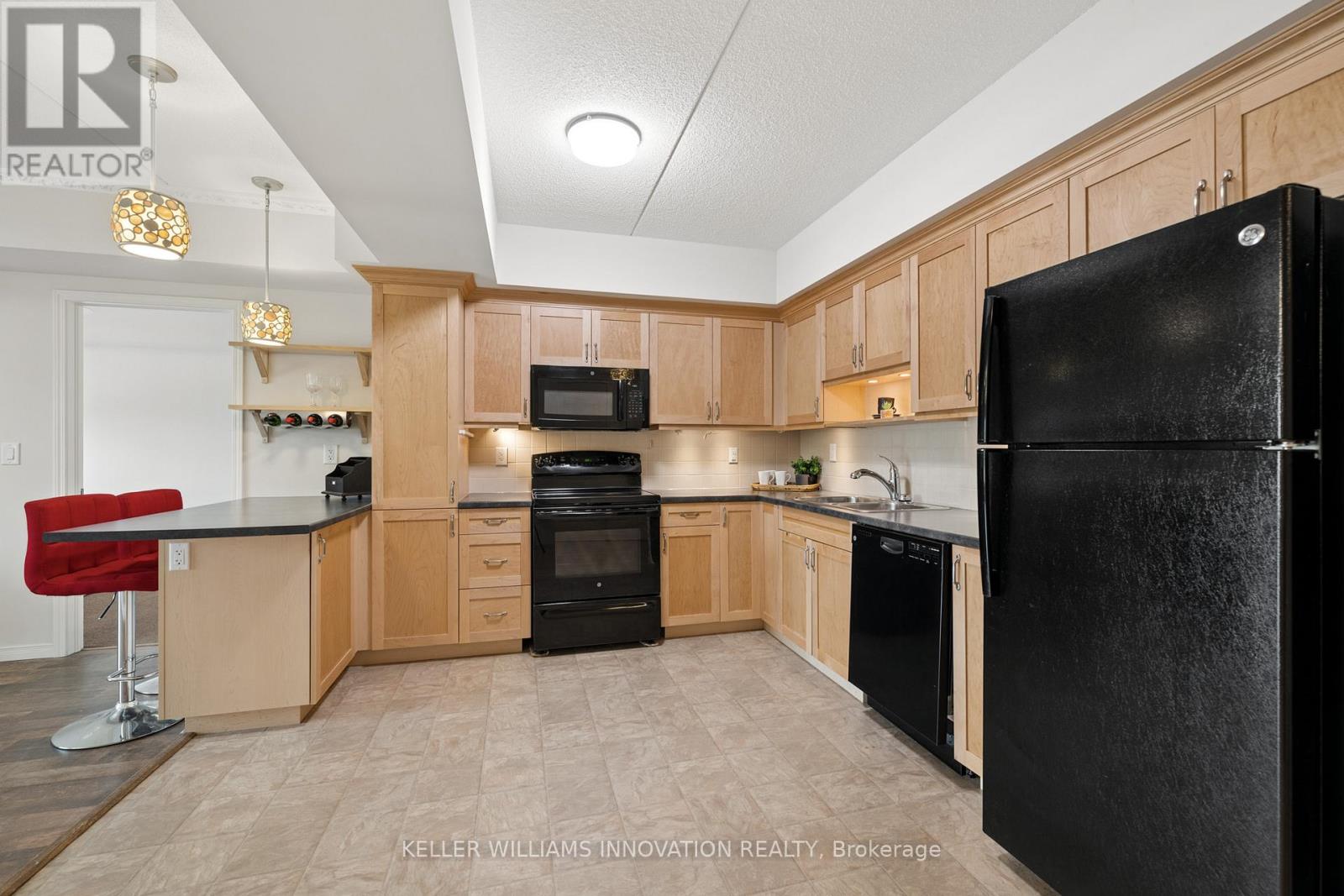#211 155 WATER STREET S - 6
