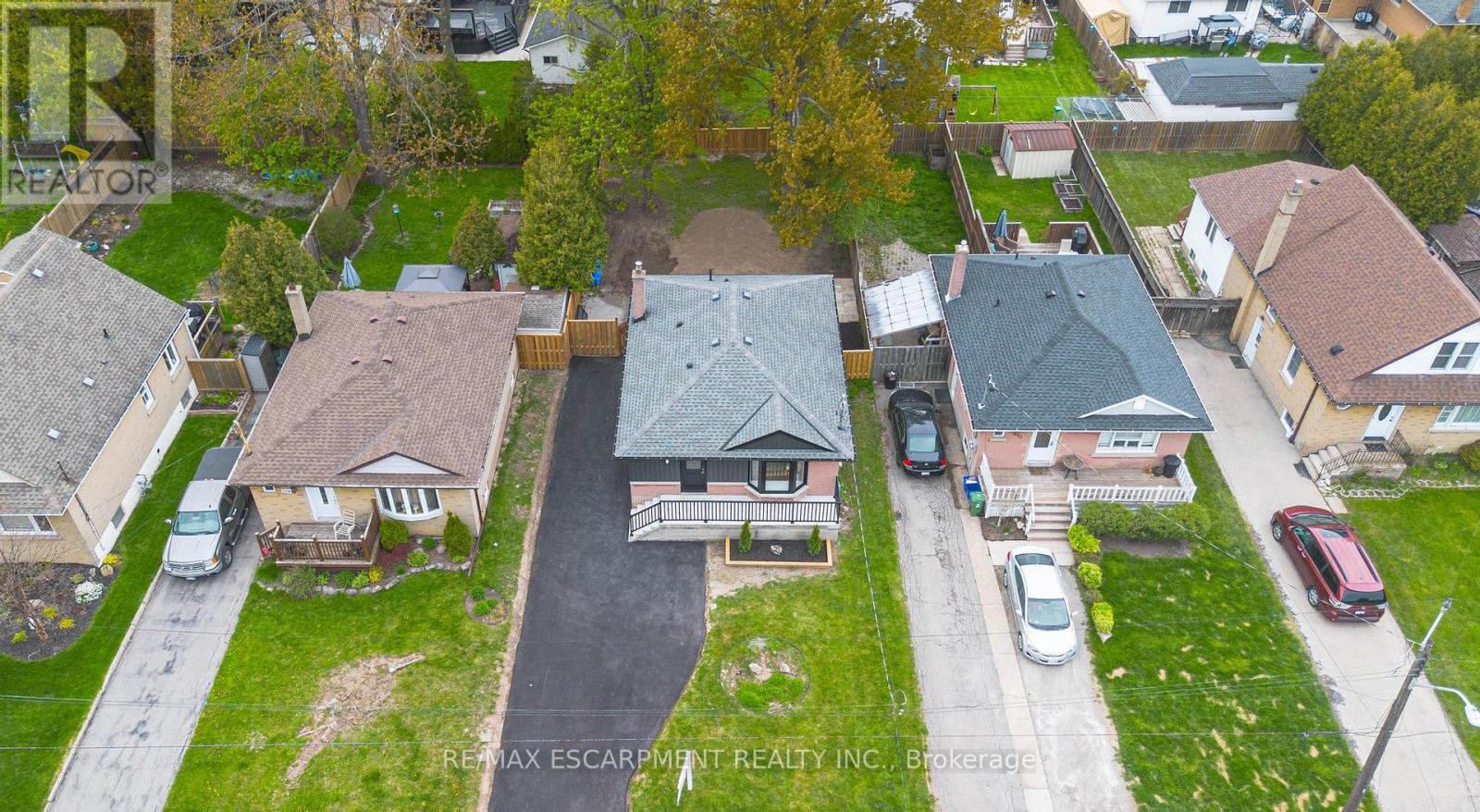 374 EAST 13TH STREET - 32
