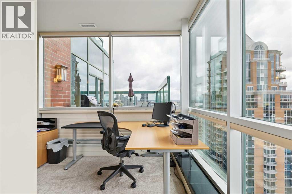 #2301 836 15 Avenue SW - 18