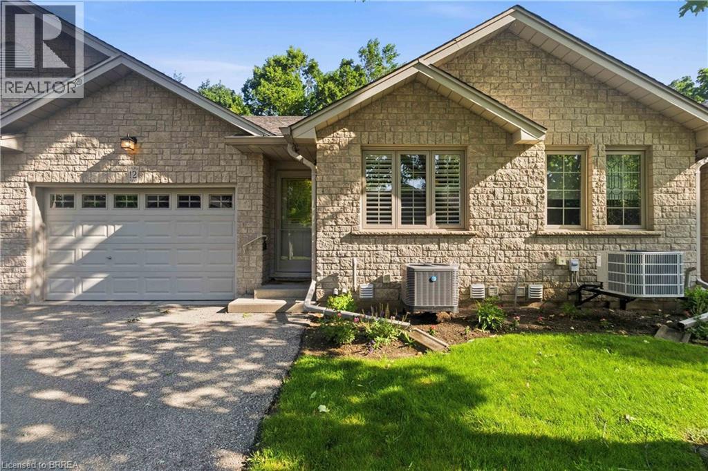 #12 35 STRATFORD Terrace - Image 2