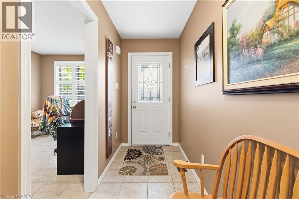 #12 35 STRATFORD Terrace - Image 9