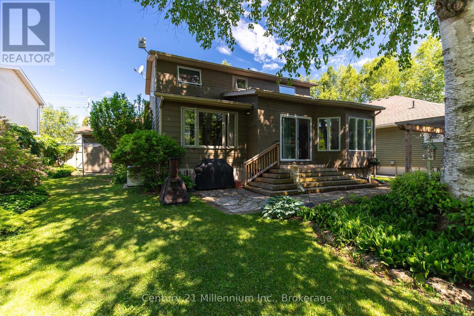 294 ALBERT STREET S - 2