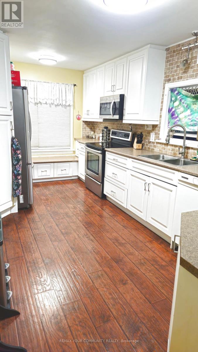 520 CROMWELL AVENUE - 6