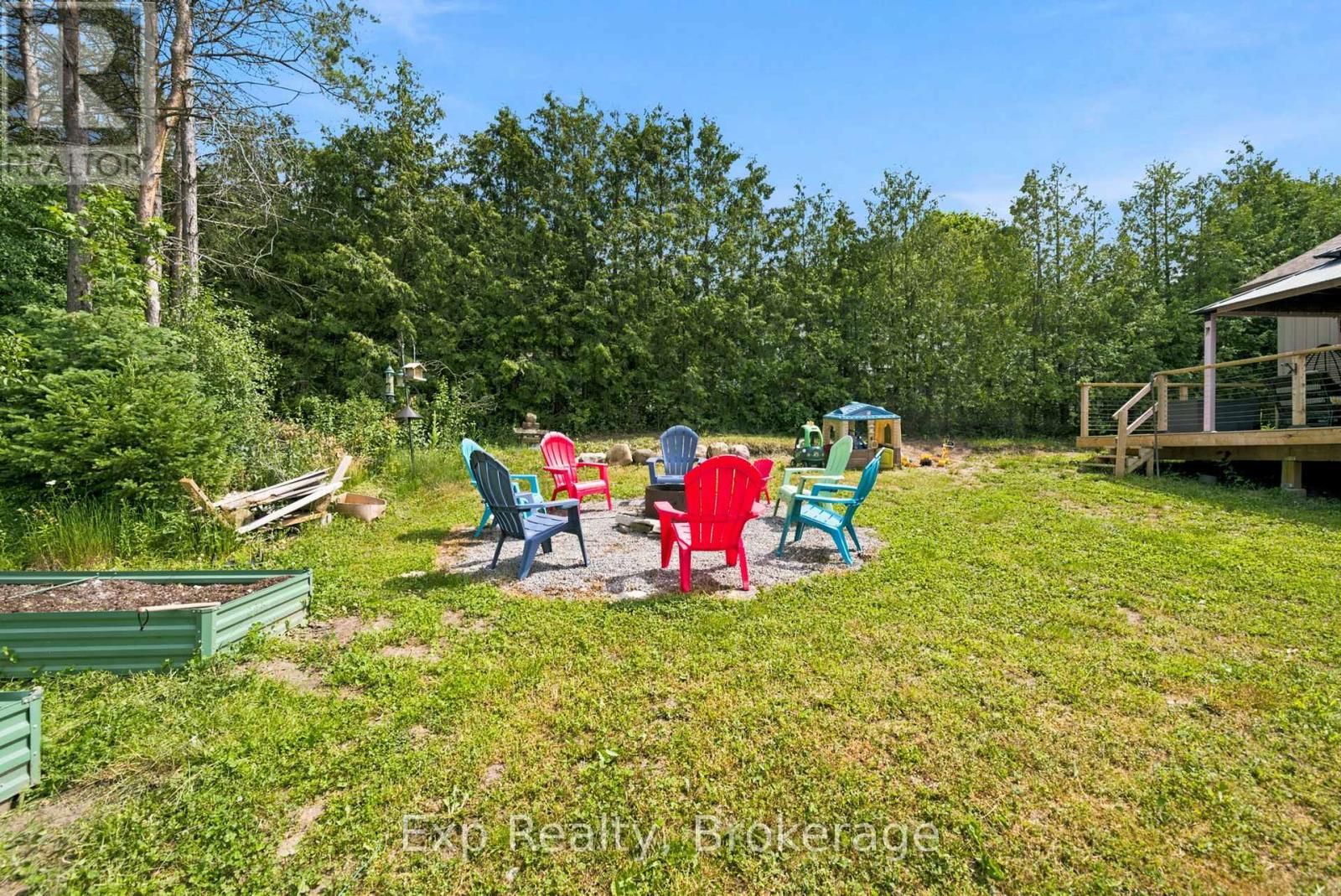 282 JOHN STREET - 41