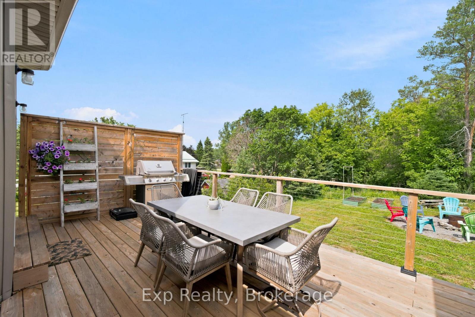 282 JOHN STREET - 37