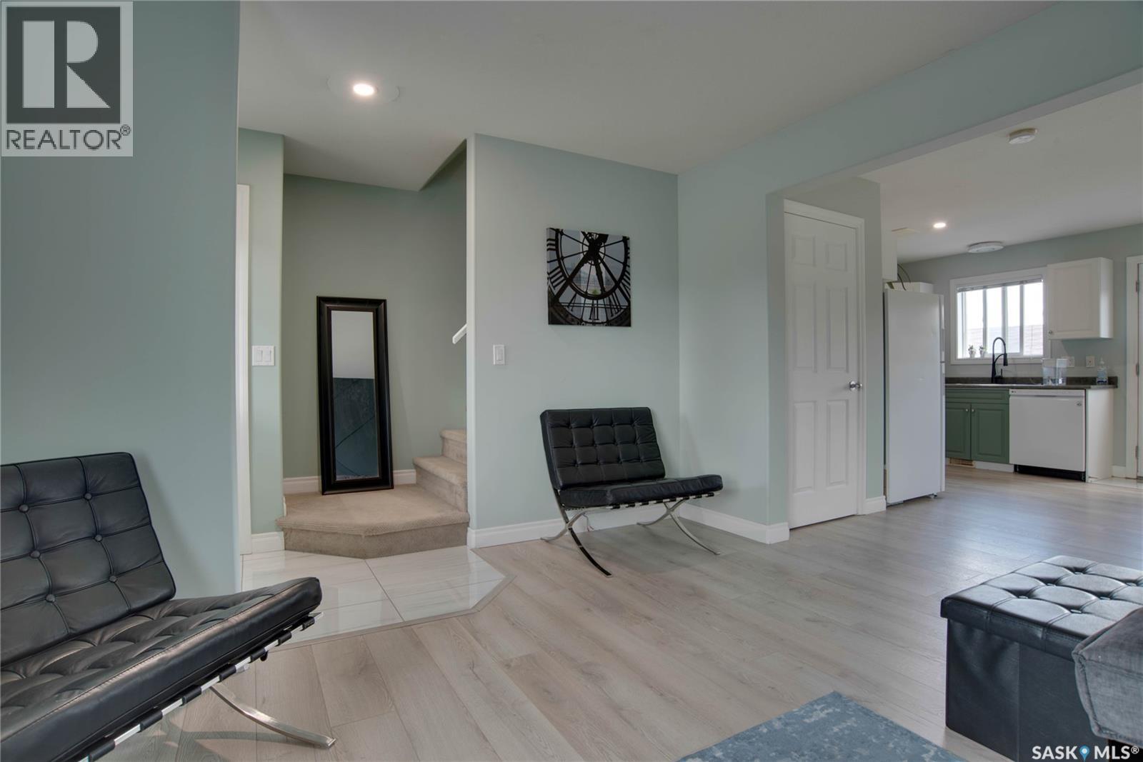 223 Rutherford CRESCENT - 10