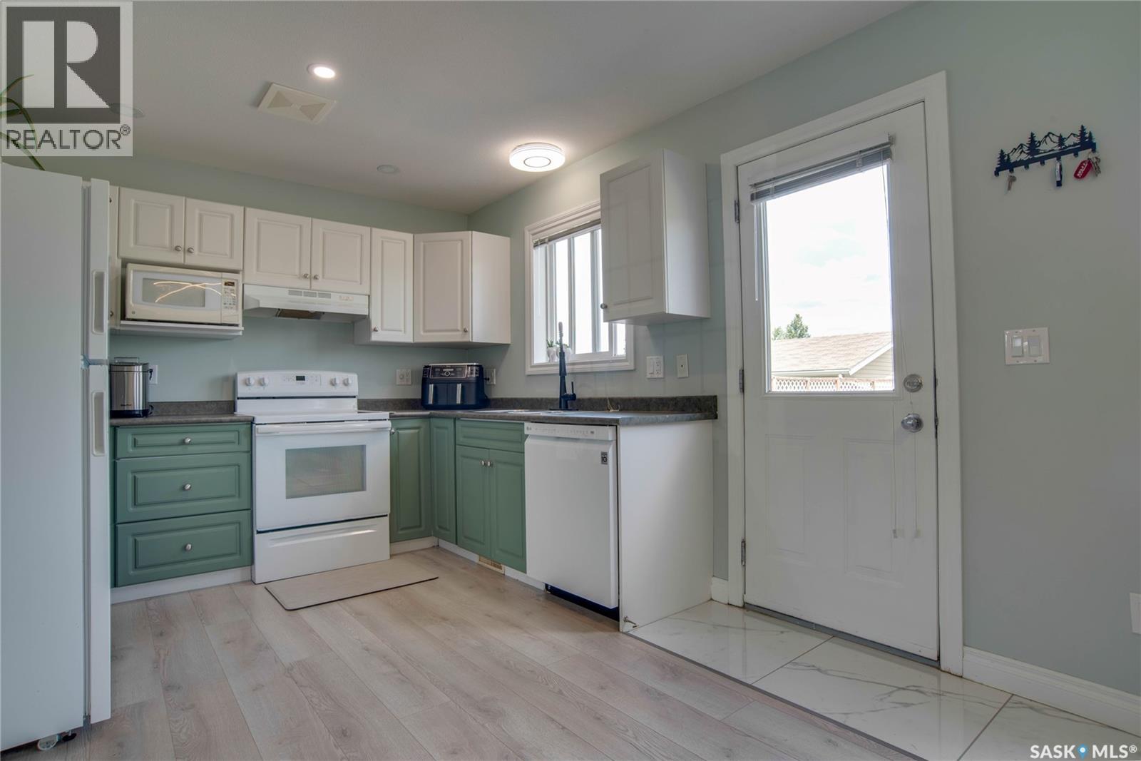 223 Rutherford CRESCENT - 19