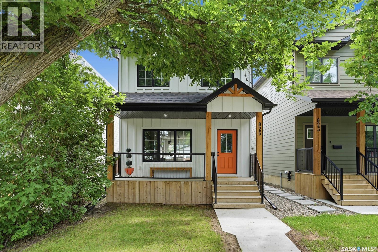 825 Osborne STREET - 1