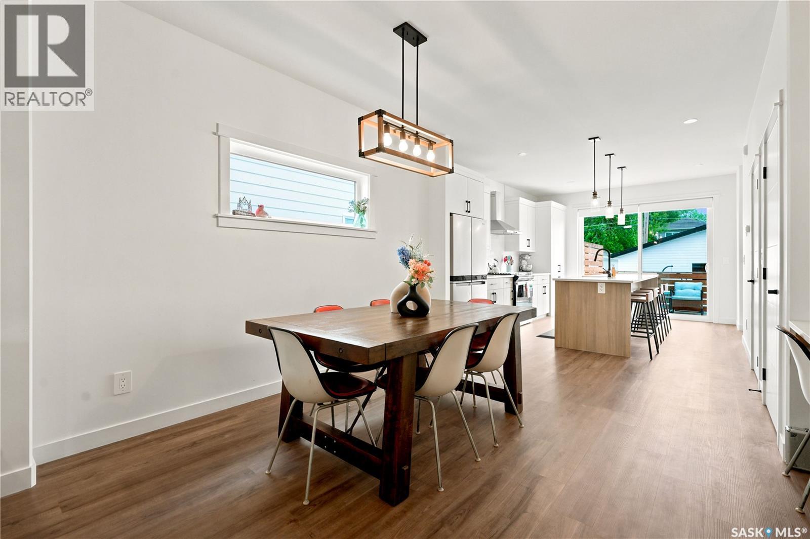 825 Osborne STREET - 12