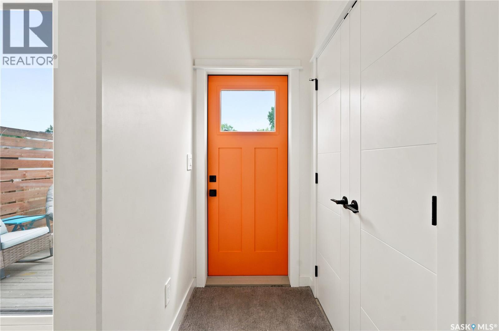 825 Osborne STREET - 21
