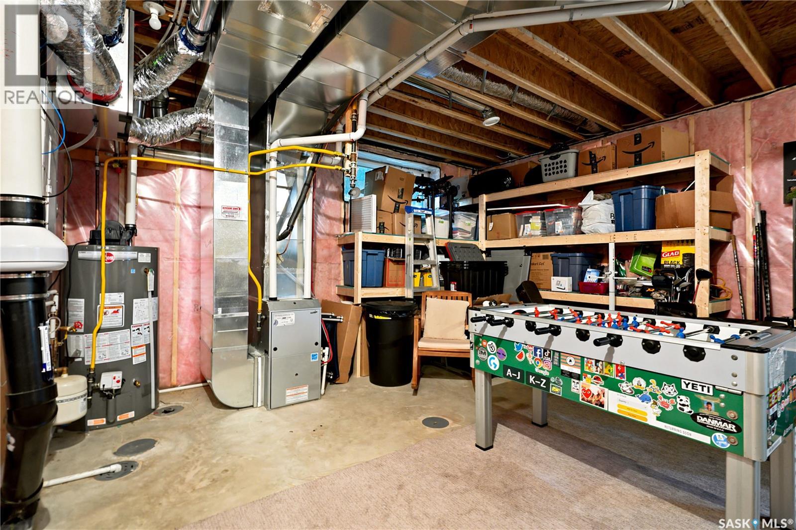 825 Osborne STREET - 45