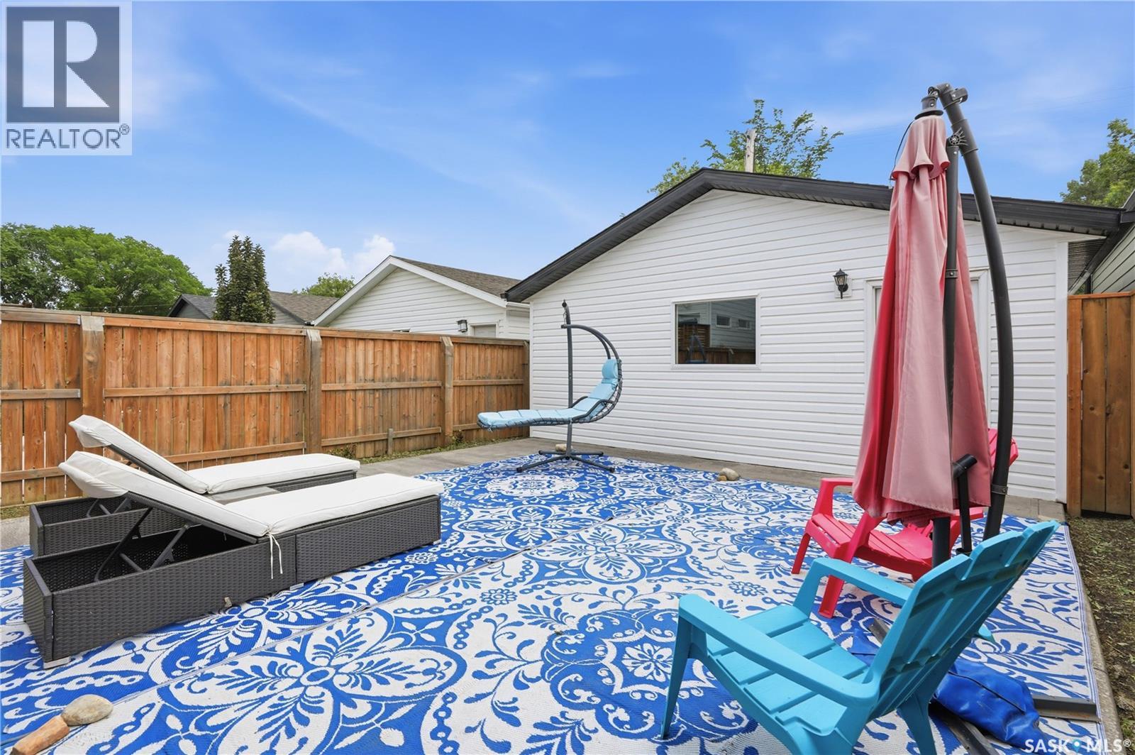825 Osborne STREET - 50