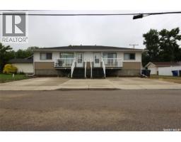 Bedroom - 516-518 Centre Street, Shaunavon, SK S0N2M0 Photo 17