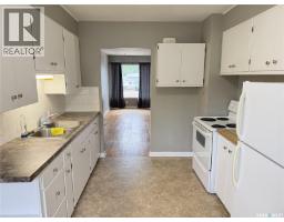 Bedroom - 516-518 Centre Street, Shaunavon, SK S0N2M0 Photo 20