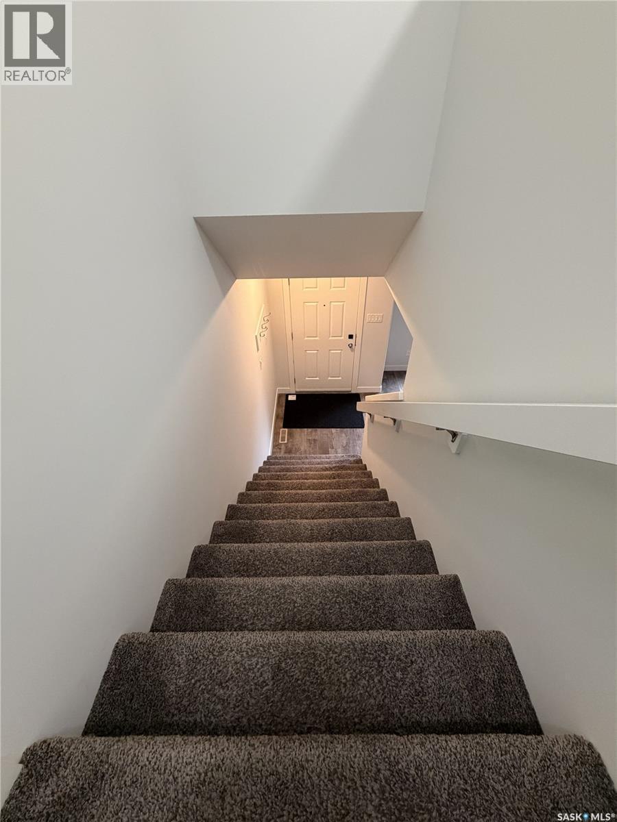 2043 Broder STREET — photo 14