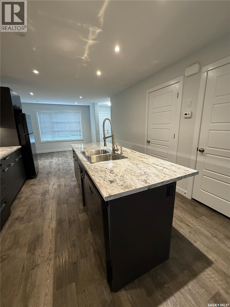 2043 Broder STREET — photo 6