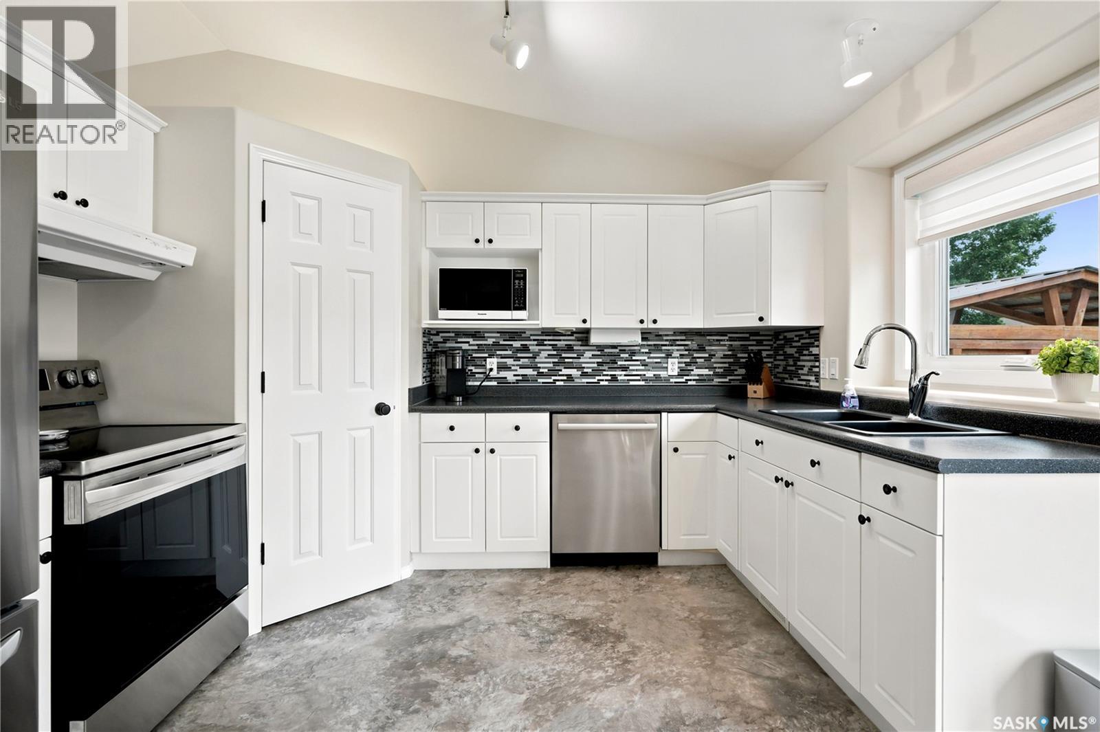526 McWillie AVENUE — photo 11