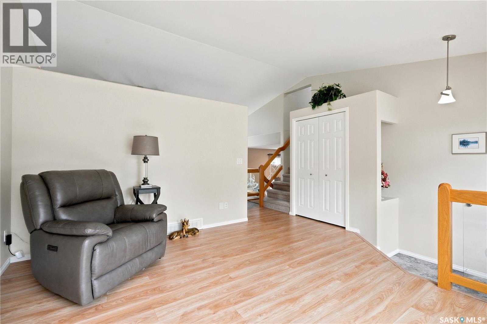 526 McWillie AVENUE - photo 5
