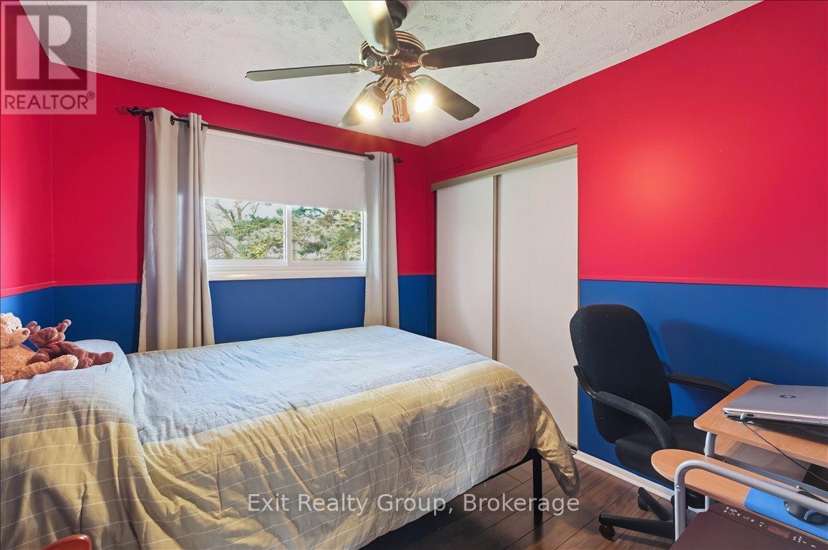 196 ELMWOOD DRIVE - 14
