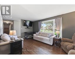 Kitchen - 196 Elmwood Drive, Belleville, ON K8N4Z4 Photo 6