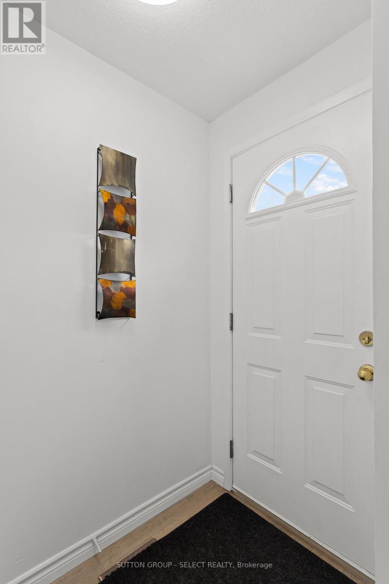#64 40 TIFFANY DRIVE - 4