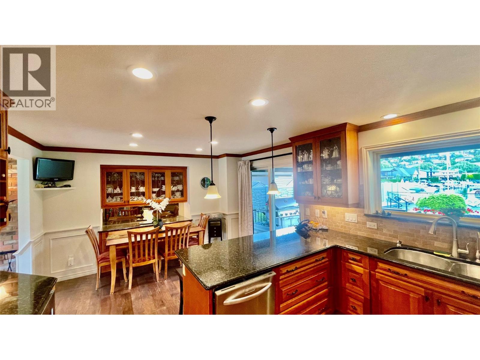 1350 Green Bay Road - 11