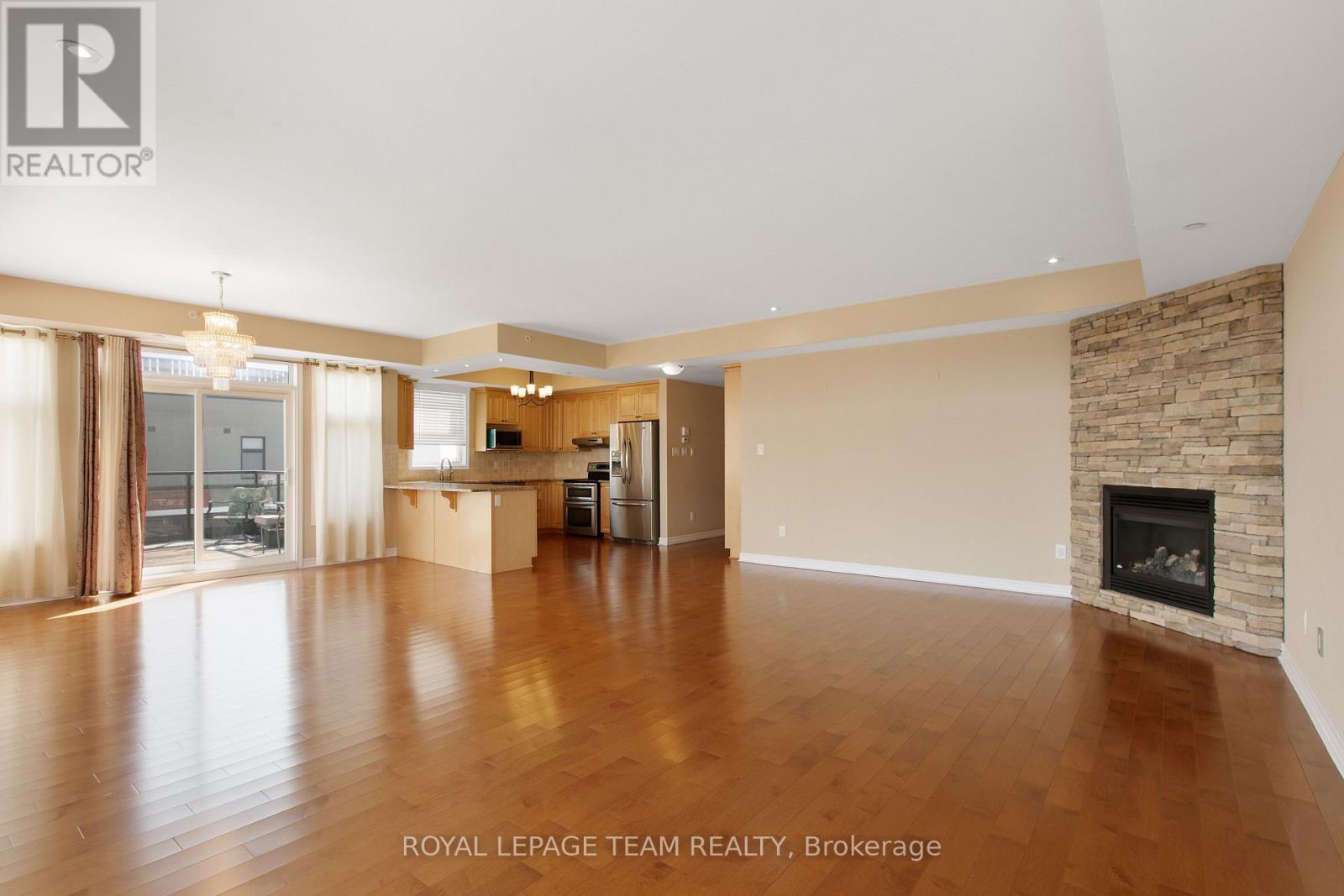 #401 659 SUE HOLLOWAY DRIVE - 15