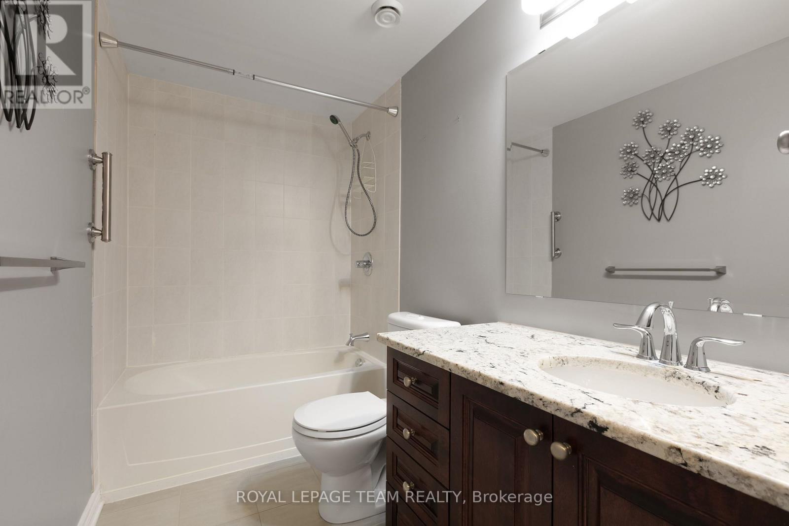 #401 659 SUE HOLLOWAY DRIVE - 31