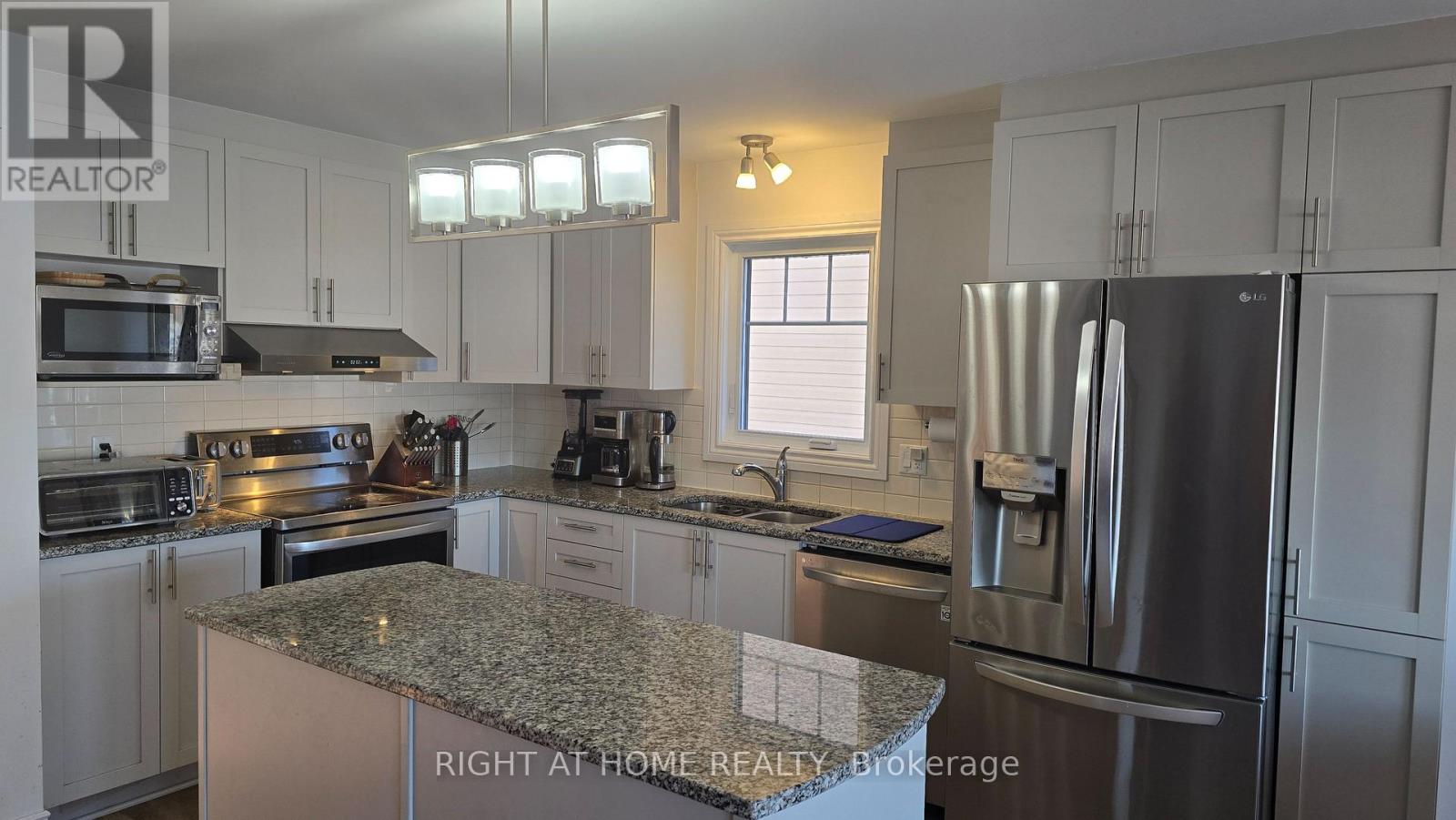 3 Bed, 2 Bath House for Rent in Russell – 330 TWILIGHT AVENUE, Russell – MLS# X13519126 - Image 10