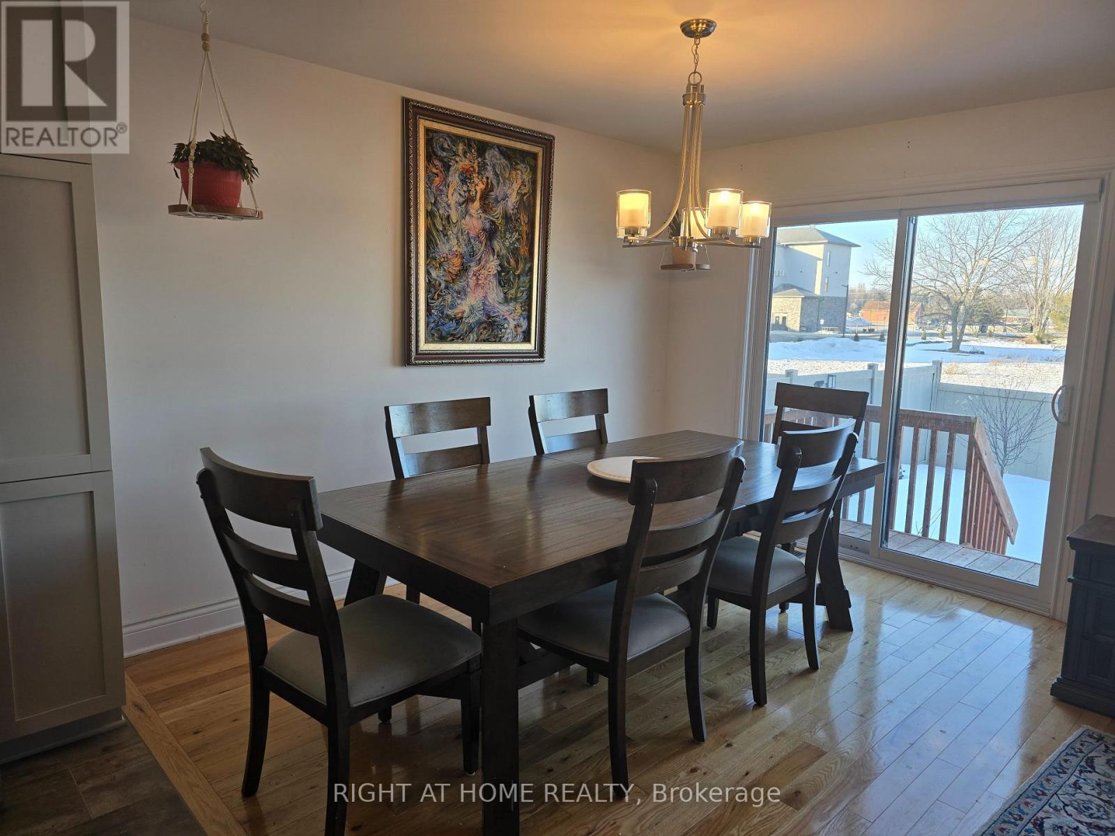3 Bed, 2 Bath House for Rent in Russell – 330 TWILIGHT AVENUE, Russell – MLS# X13519126 - Image 13