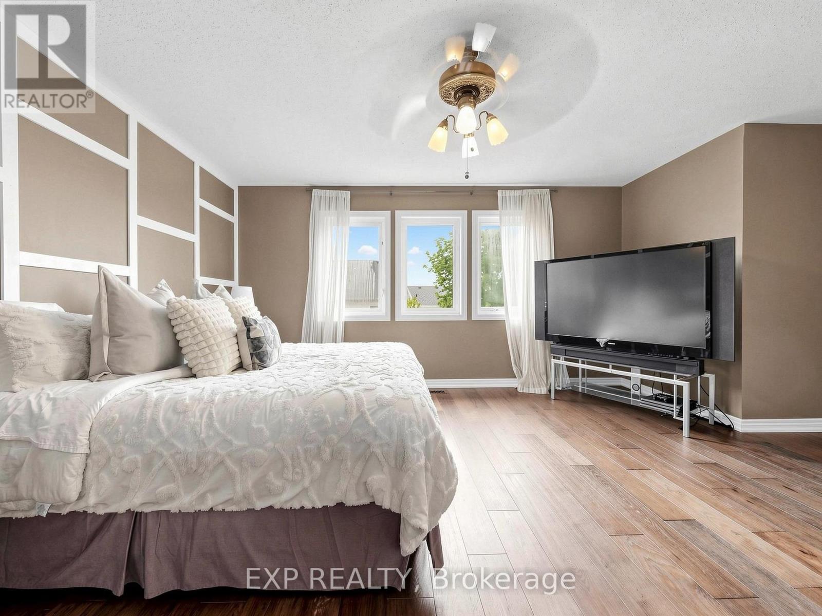74 DARIUS HARNS DRIVE - 22