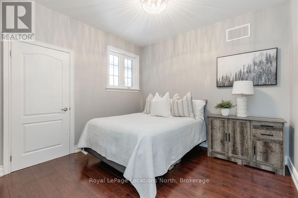 54 ROYAL BEECH DRIVE - 28