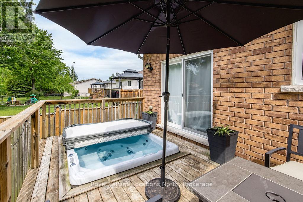 54 ROYAL BEECH DRIVE - 8