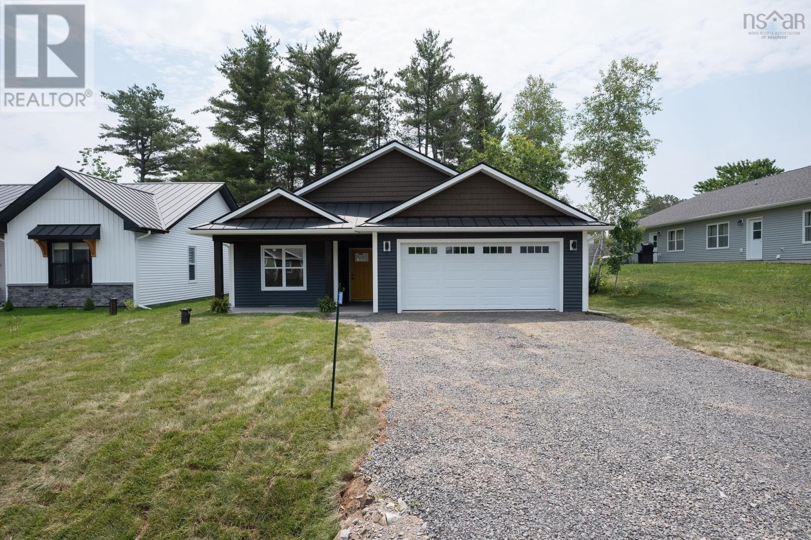 10 Peterson Street - 5