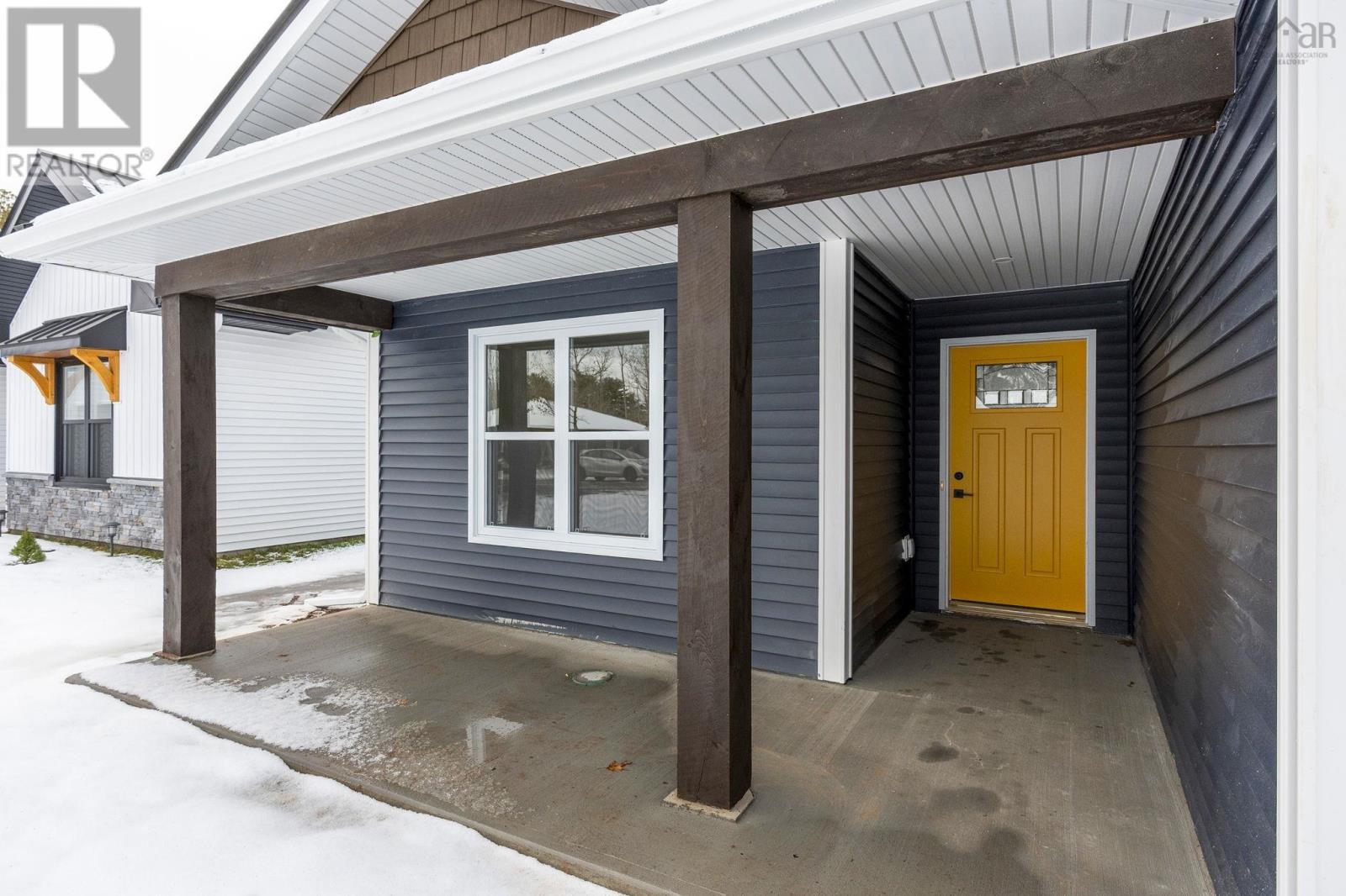 10 Peterson Street - 4