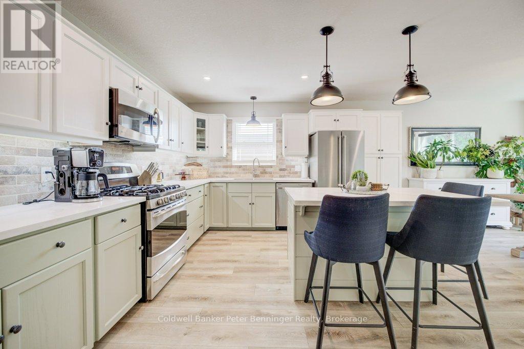 8 WEST RIVER ROAD - 11