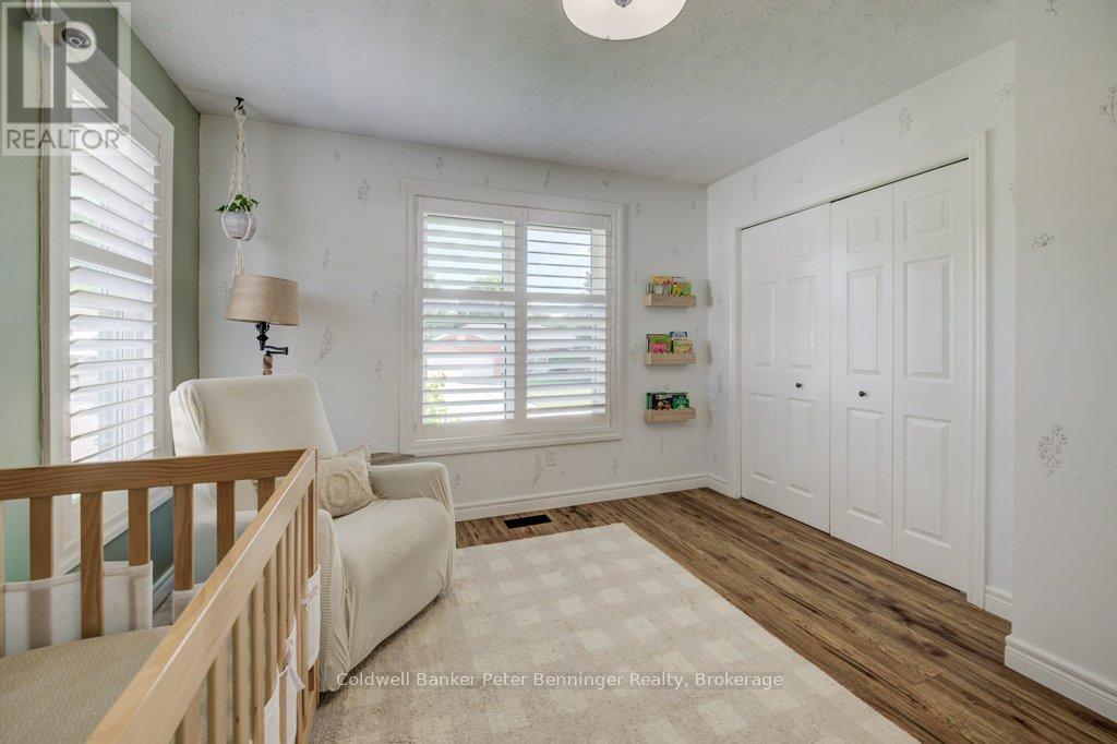 8 WEST RIVER ROAD - 22