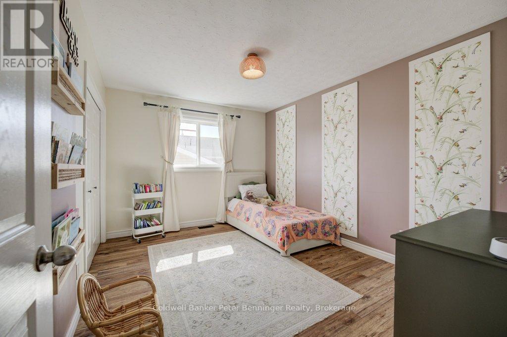 8 WEST RIVER ROAD - 23