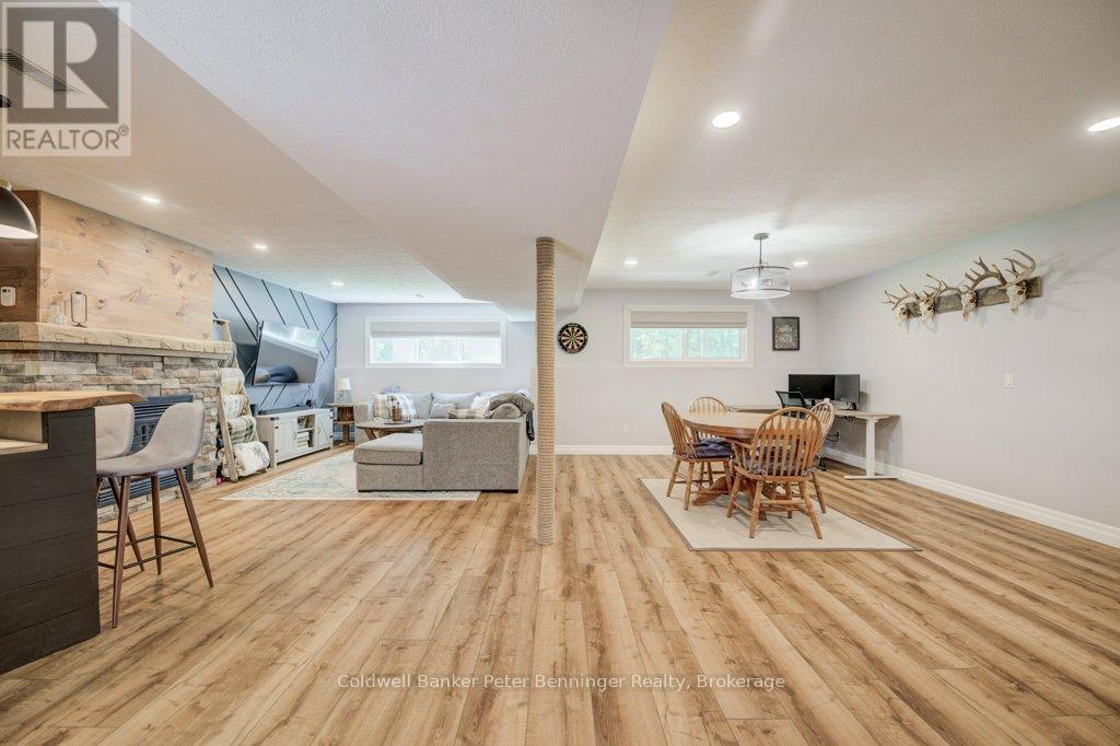 8 WEST RIVER ROAD - 27