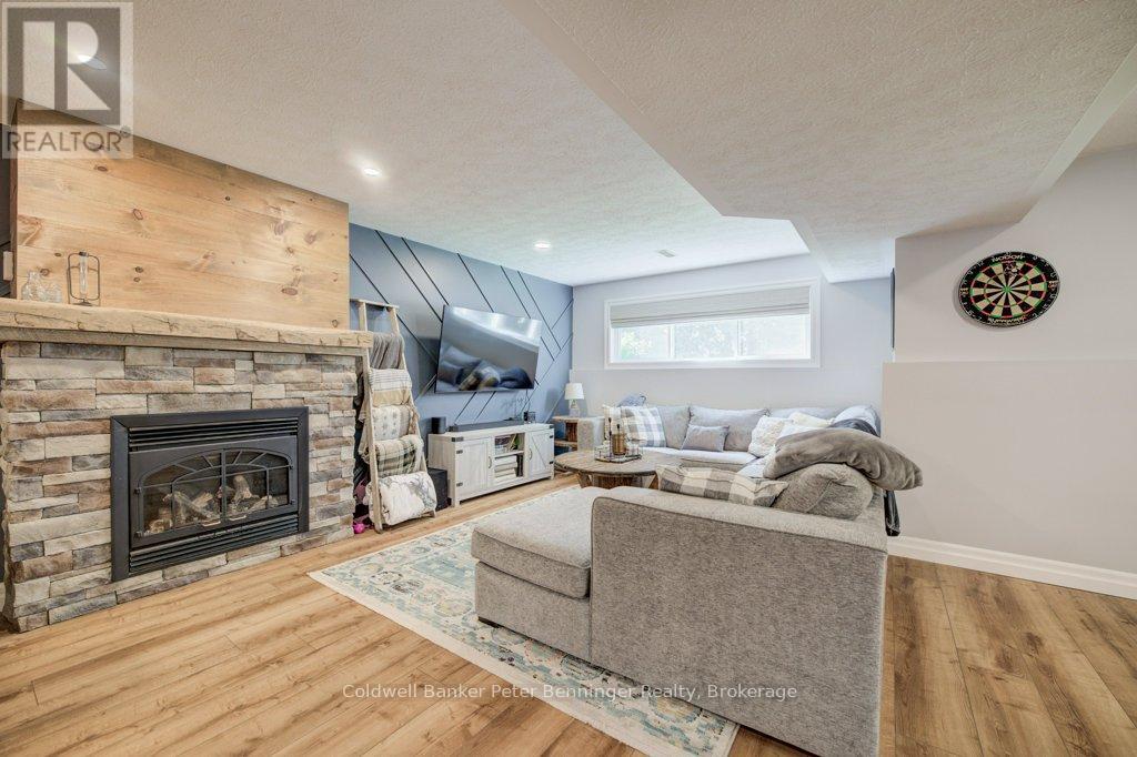 8 WEST RIVER ROAD - 29