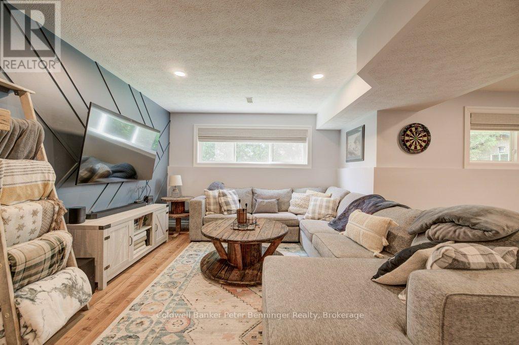 8 WEST RIVER ROAD - 30