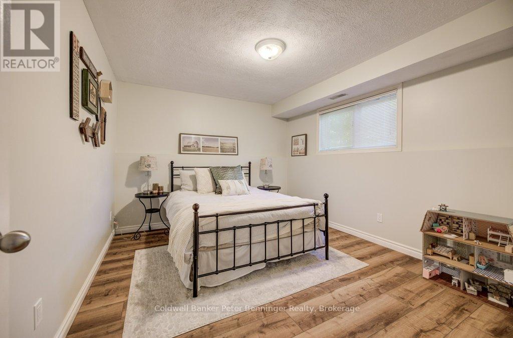 8 WEST RIVER ROAD - 37