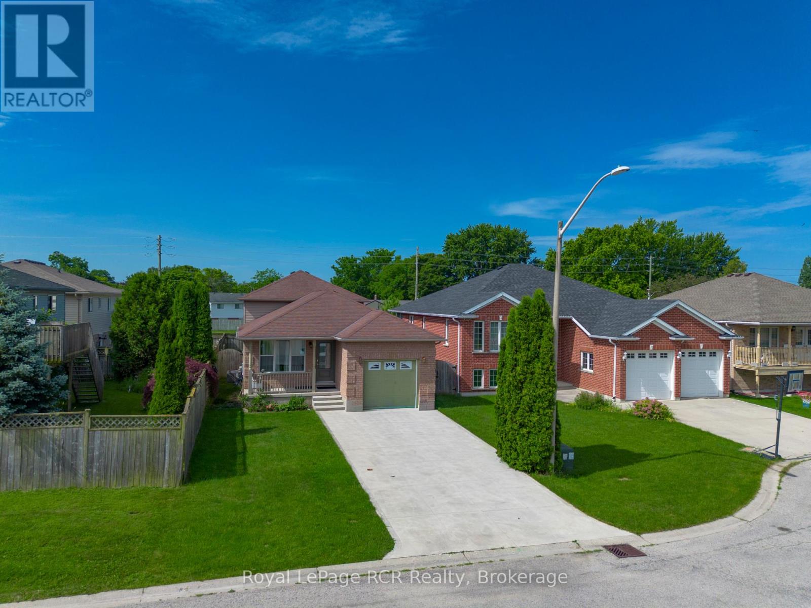 572 SCOUGALL COURT - 2